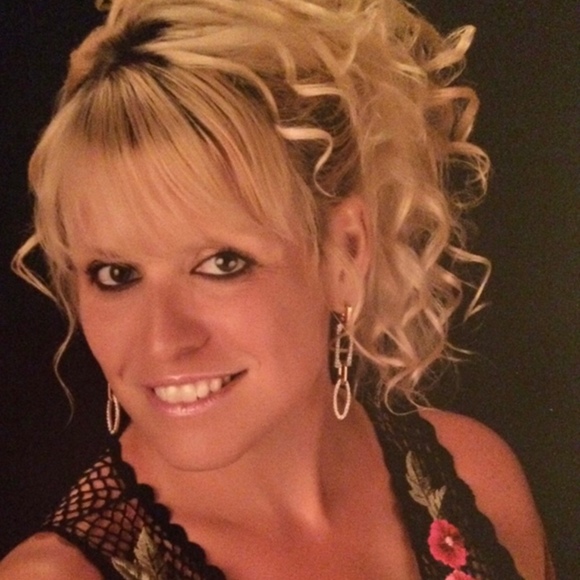 Meet your Posher, Posh - Picture 1 of 1